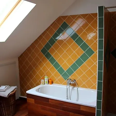 B&B Porte De Paris
