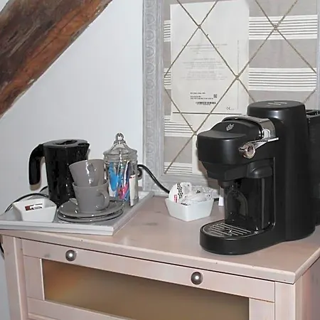 B&B Porte De Paris 3*