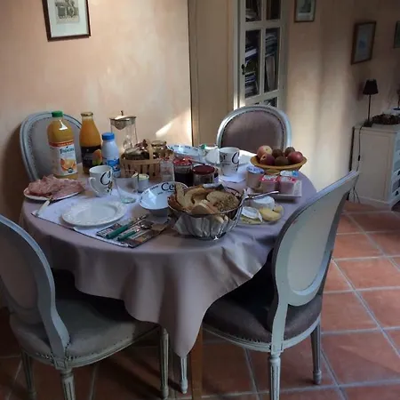 B&B Porte De Paris 3*