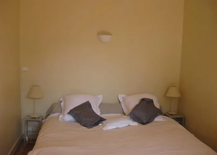 Bed & Breakfast Porte De Paris 3*